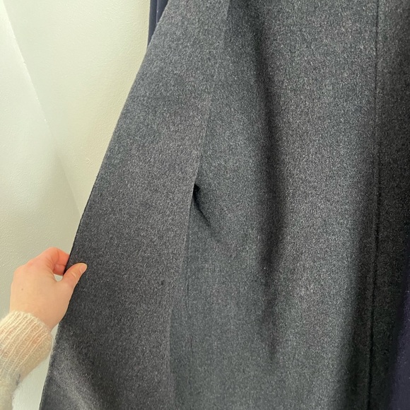 Vince Cashmere Wool Navy Gray Reversible Coat, size small - Picture 6 of 8